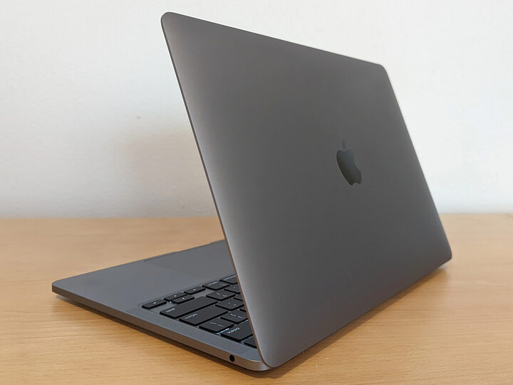 Apple MacBook Pro 13