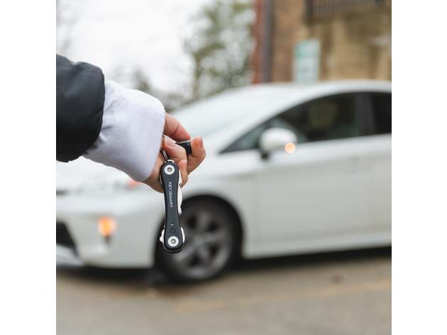 KeySmart Pro With Tile