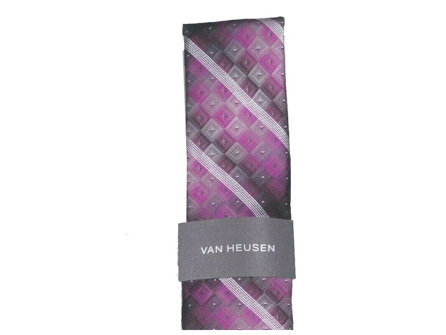 Van Heusen Men's Aaron Stripe Geometric Tie Red Size Regular