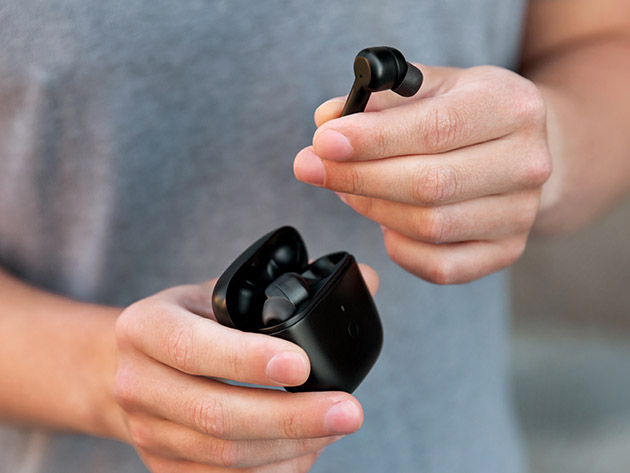 xFyro Active Noise Cancelling AI-Powered Wireless Earbuds