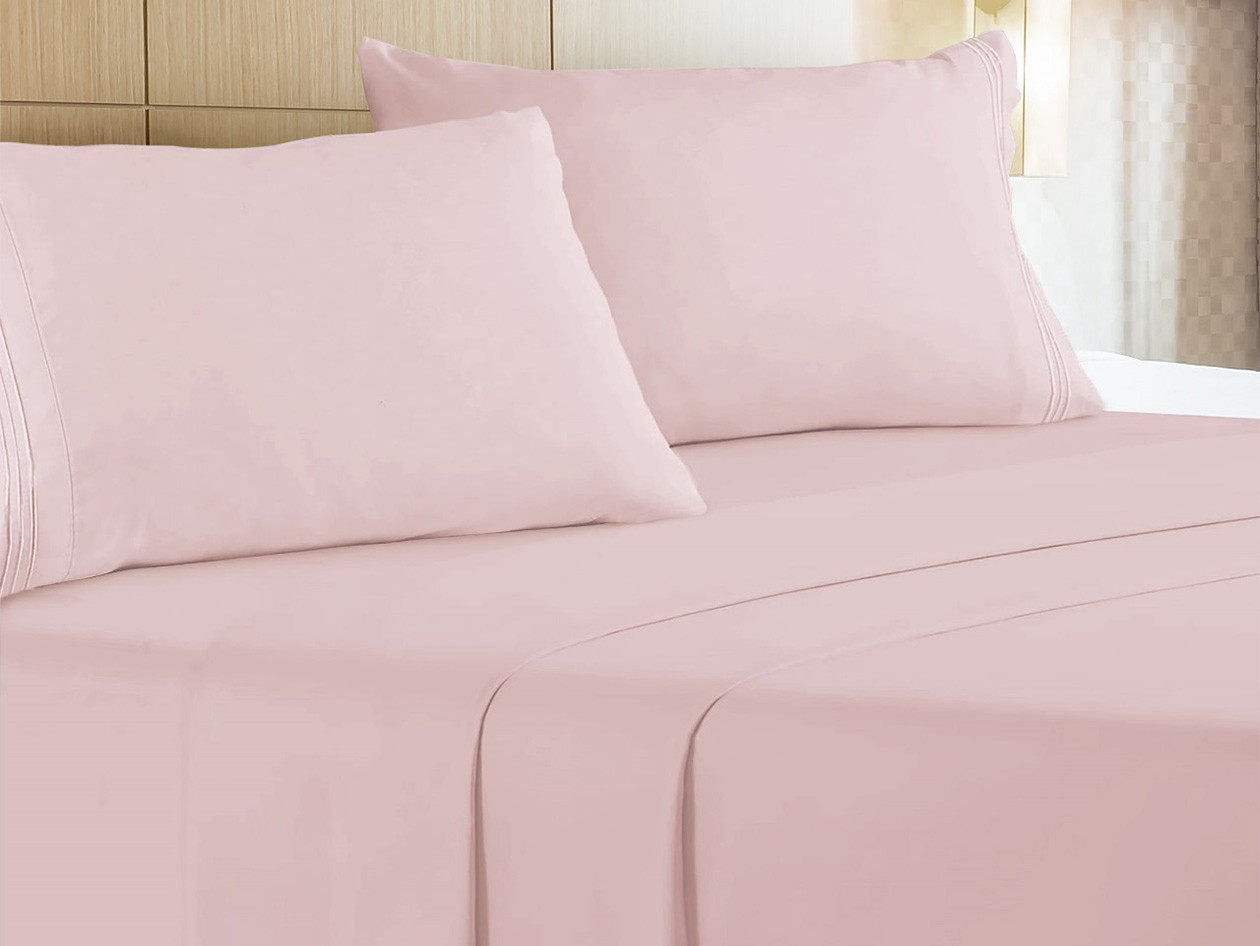 The Luxe 4-Piece Microfiber Bed Sheet Set (Pink/Queen)