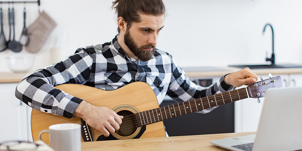 Beginner Guitar Lessons Crash Course