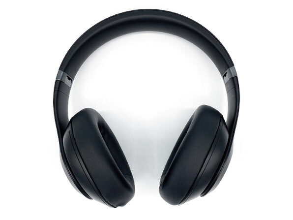 Beats Studio Pro Wireless Noise Cancelling Headphones - Black
