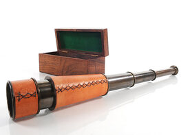Handheld Telescope in Wood Box