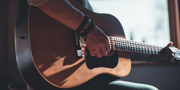 Fingerstyle Acoustic Blues Guitar Lessons - Product Image