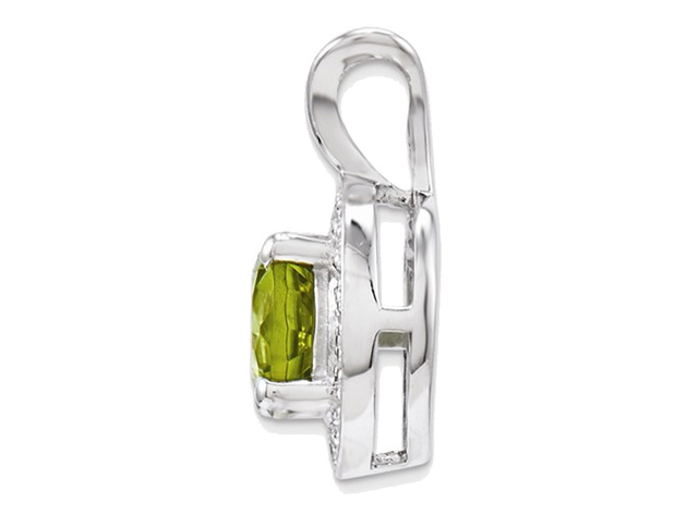 9/10 Carat (ctw) Natural Peridot Solitaire Pendant Necklace in Sterling Silver with Chain