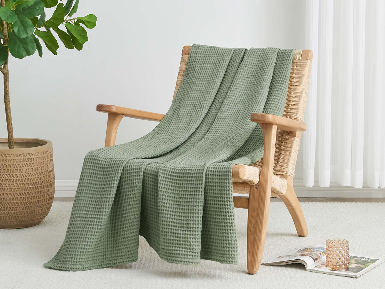 Vintage Cotton Waffle Blanket (Throw/Sage)