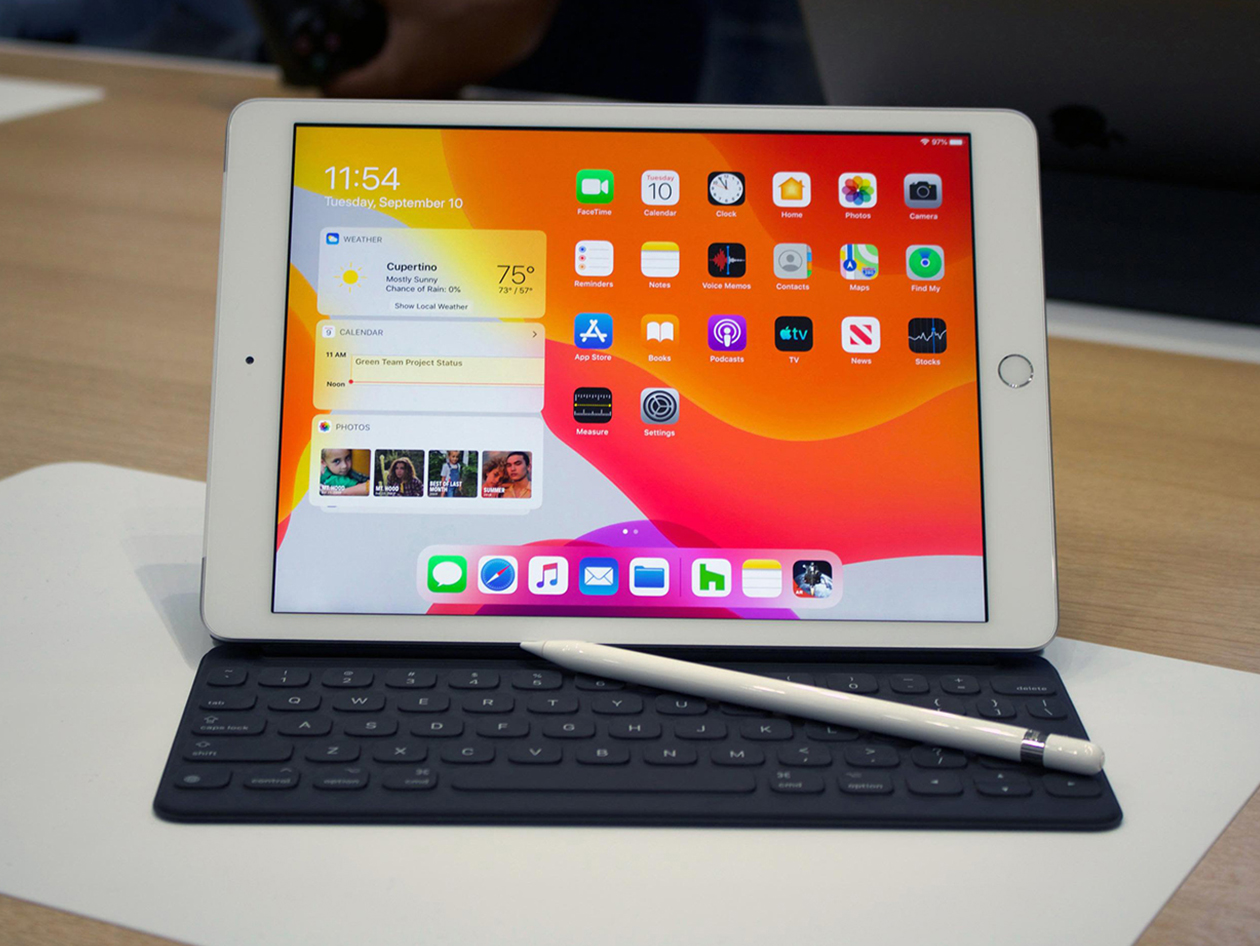 Apple iPad (2019) 7th Gen 128GB Wi-Fi Space Gray (Refurbished)