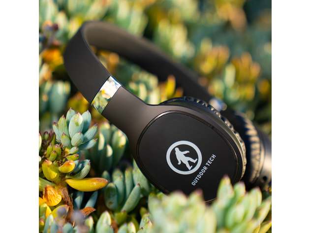 Komodo Bluetooth Headphones by Outdoor Tech