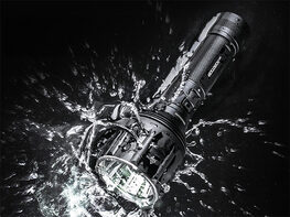 NEXTORCH P82 1,100m Long-Range Flashlight