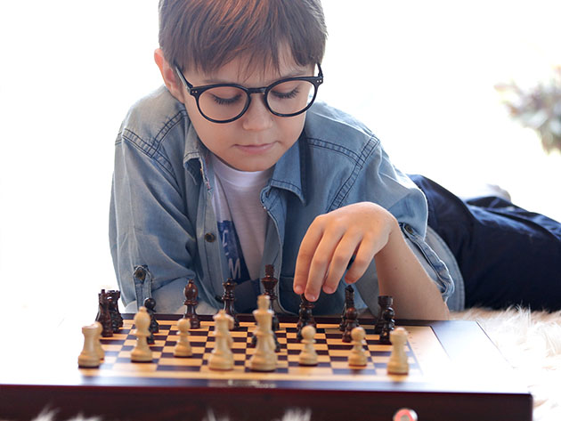 Square Off: World's Smartest Chessboard 