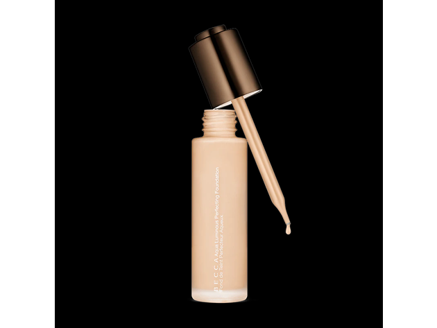 Becca Aqua Luminous Perfecting Foundation - Porcelain 1oz (30ml)