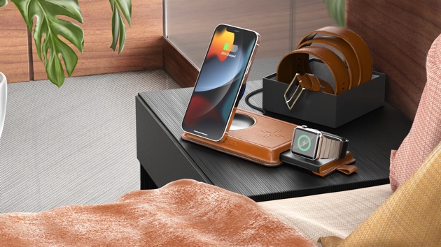 3-in-1 Magnetic Wireless Charger (Tan)