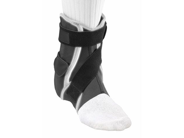 Mueller Sports Medicine HG80 Premium Hard Shell Right Ankle Brace, Small: Men 7 - 9, Women 8 - 10, Black/Gray