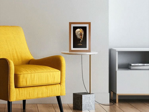 10" TBLTP Tokenframe™ NFT Display (Golden Oak)