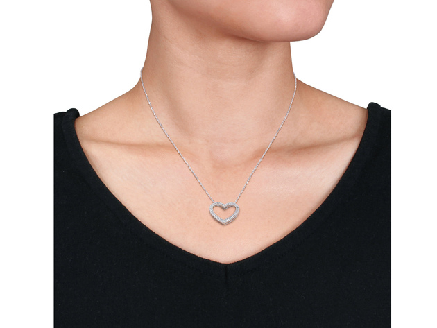 1/4 Carat (ctw I1-I2) Diamond Heart Pendant Necklace in 10K White Gold with Chain