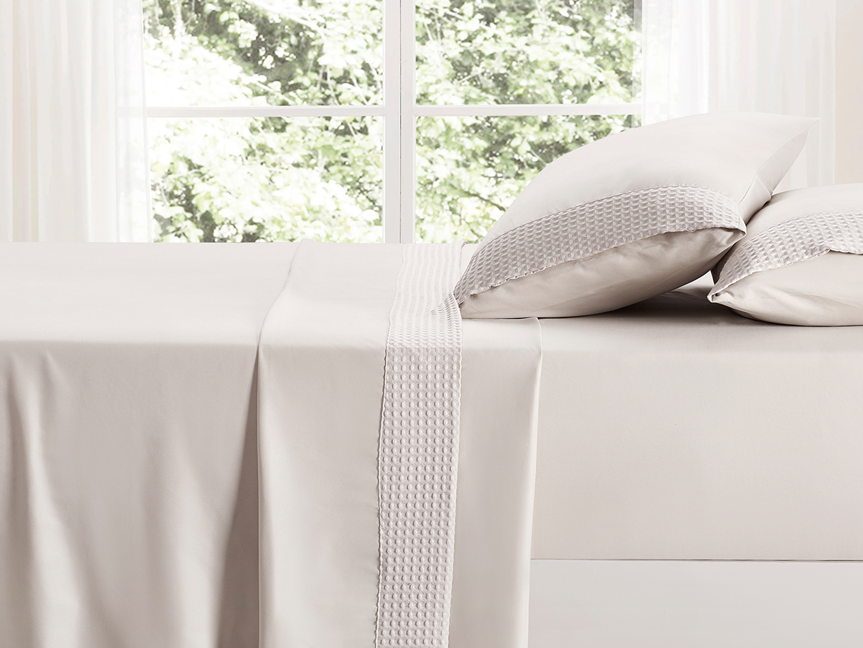 4-Piece Bamboo Blend Waffle Hem Sheet Set (Ivory/Queen)