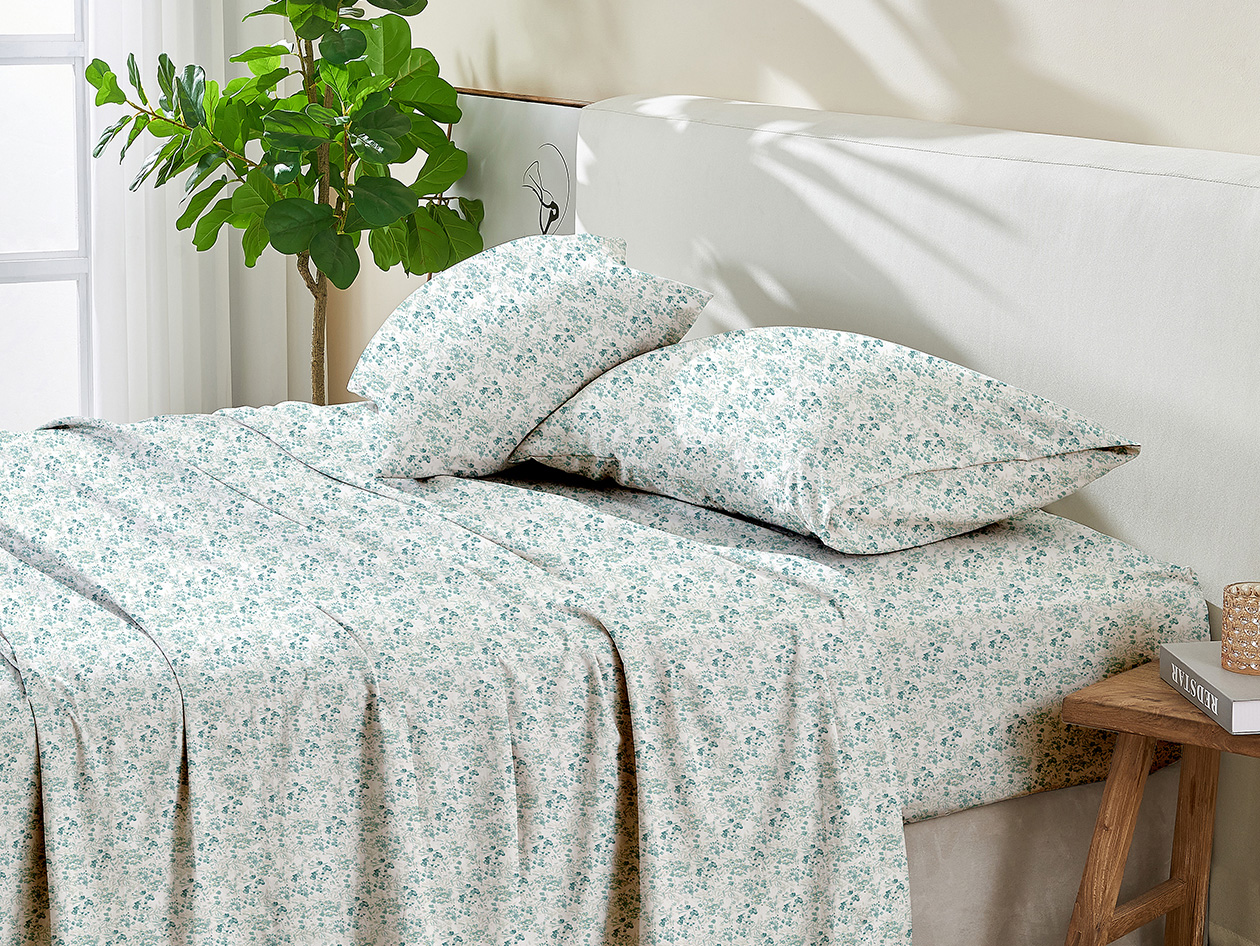 4-Piece Floral Print Microfiber Sheet Set (Chamblee Blue/King)