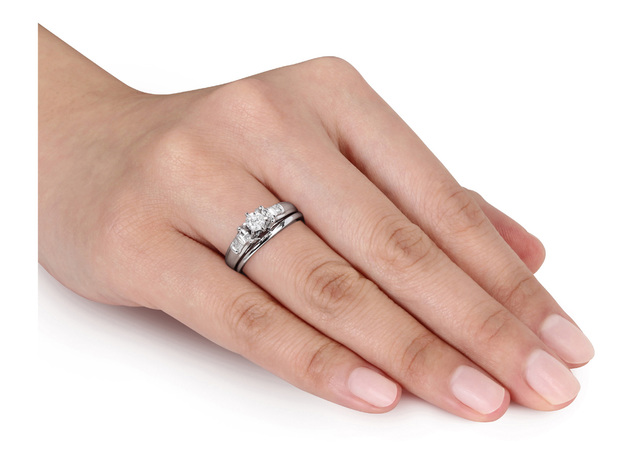 Diamond Engagement Ring & Wedding Band 1/2 Carat (ctw) Bridal Set in 14K White Gold - 7