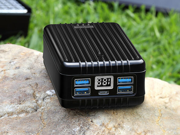 Zendure SuperTank ZDA8PDP ブラック 新商品】大容量・大出力ZENDURE