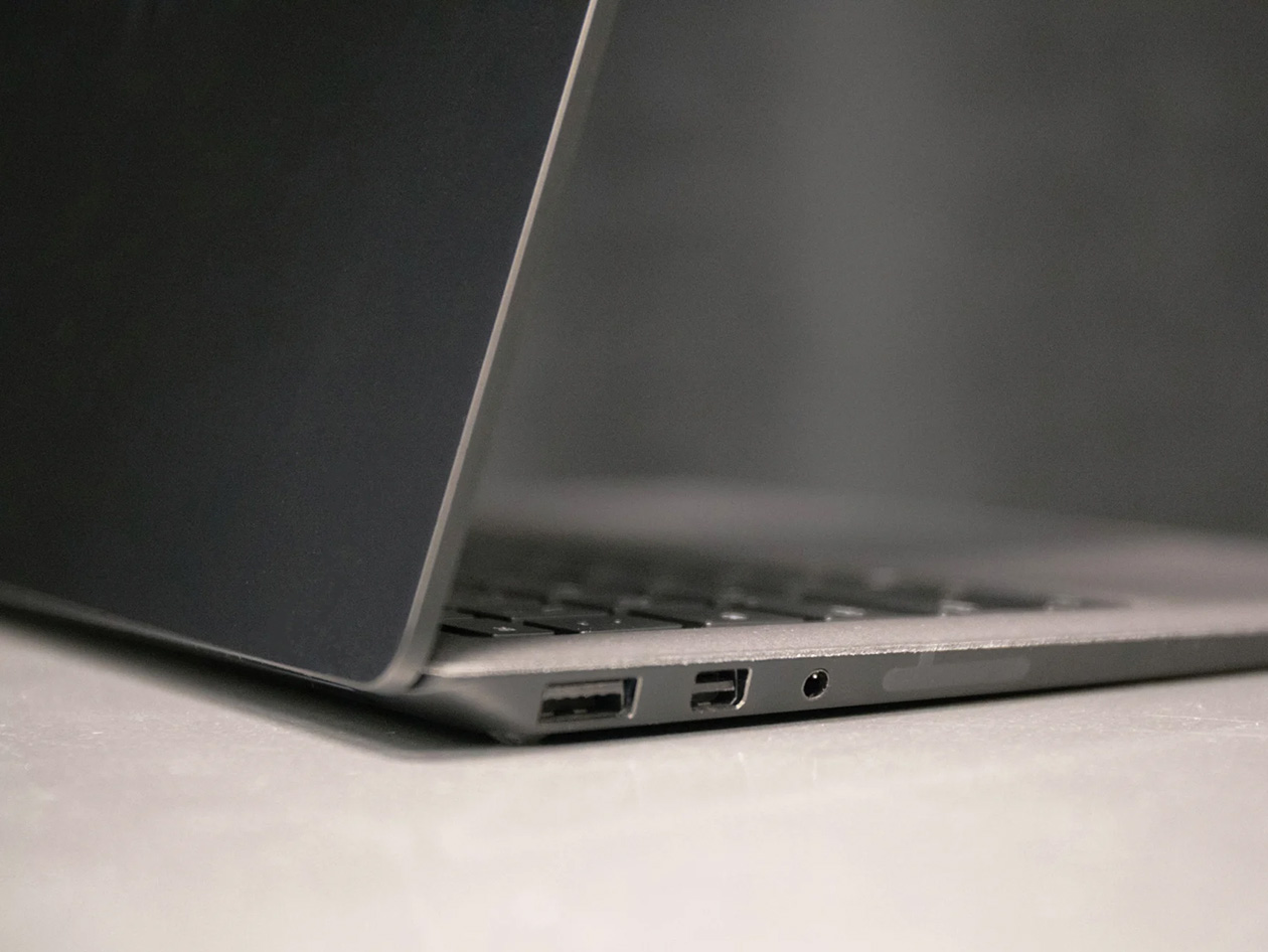 Microsoft Surface Laptop 3 (2019) i7, 1.3GHz Touchscreen 16GB RAM 512GB SSD (Refurbished)