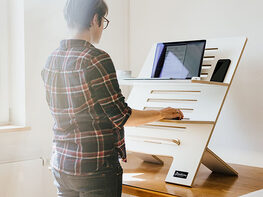Maple Standsome Standing Desk 