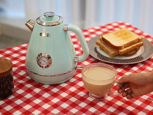 Hazel Quinn Electric Kettle and 2-Slice Toaster Bundle Set