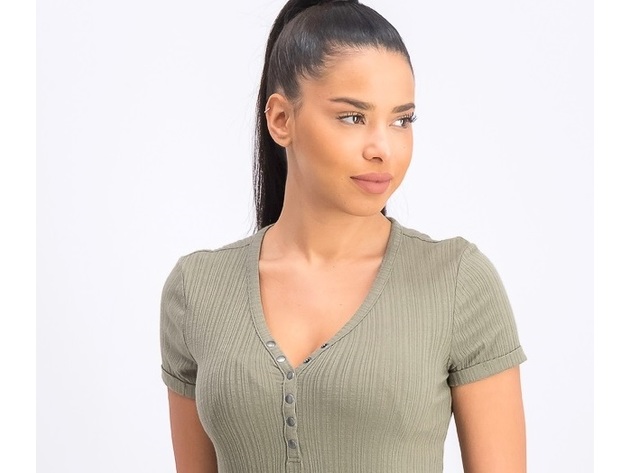 Hippie Rose Juniors' Rib-Knit Snap-Front Top Green Size Large