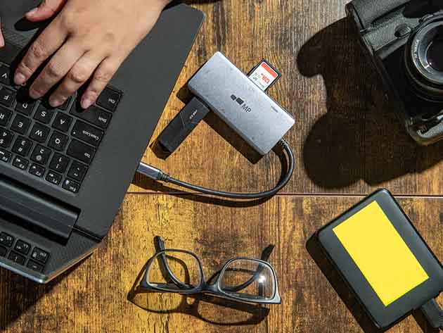 Mobile Pixels 8-in-1 USB-C Hub with 4K HDMI
