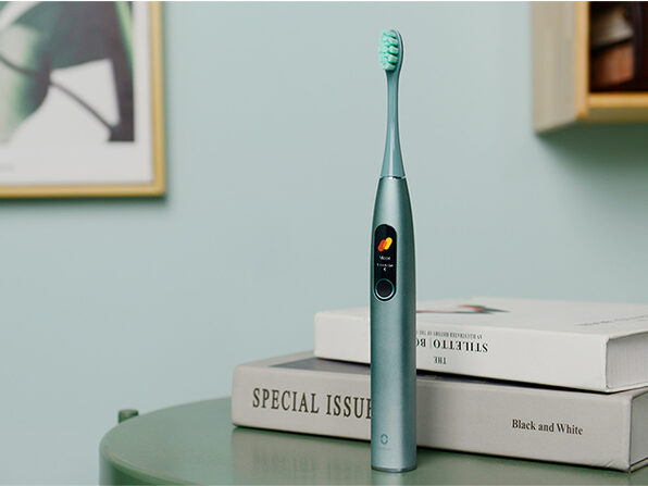 Oclean X Pro Smart Electric Toothbrush (Mist Green) | StackSocial