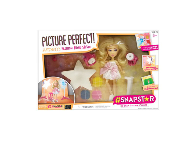 SNAPSTAR Picture Perfect: Aspen's Fashion Photo Studio Doll Set with Accessories, Design Your Set, Style Aspen and Snap a Photo