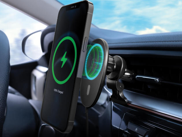 Naztech MagLock 15W Wireless Charging Vent Mount