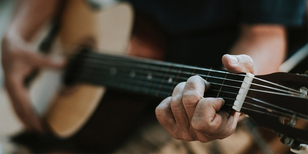 Guitar: Master The Guitar Fretboard In 6 Easy Steps