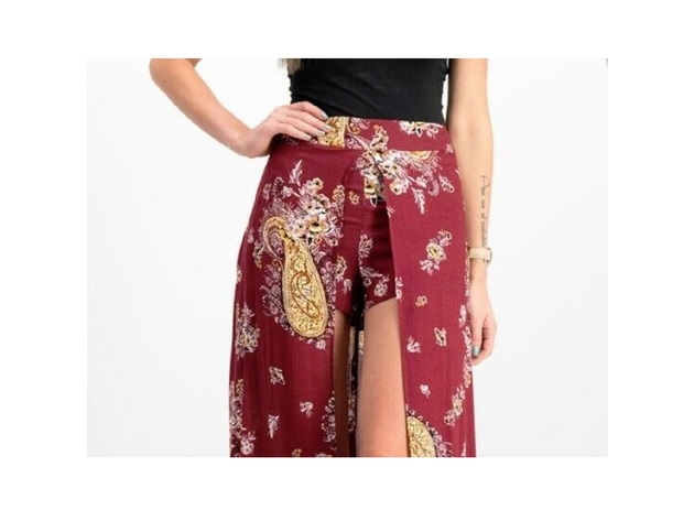 Material Girl Women's Shorts Skirt Zinfandel Paisley Size Extra Small