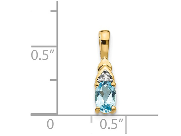3/5 Carat (ctw) Blue Topaz Pendant Necklace in 14K Yellow Gold with Chain